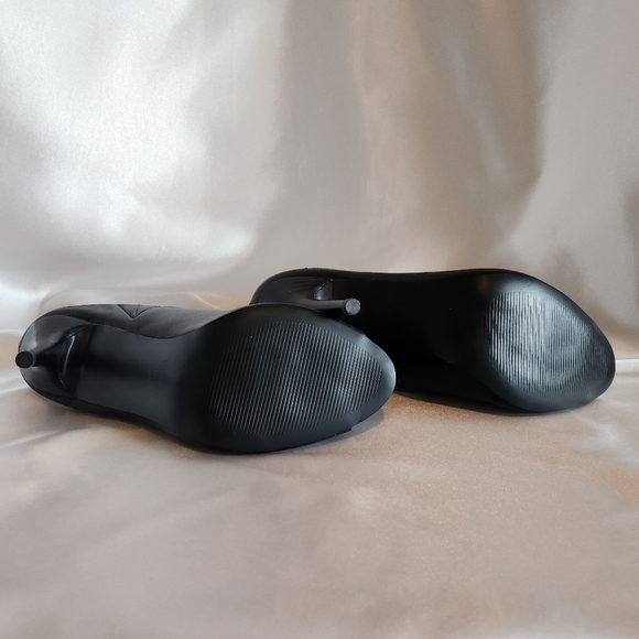 Nine West Deirdre Peeptoe Mule - Picture 4 of 5